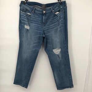 Torrid Feel the Fit Boyfriend Straight Vintage Stretch Distressed Jeans Size 22S